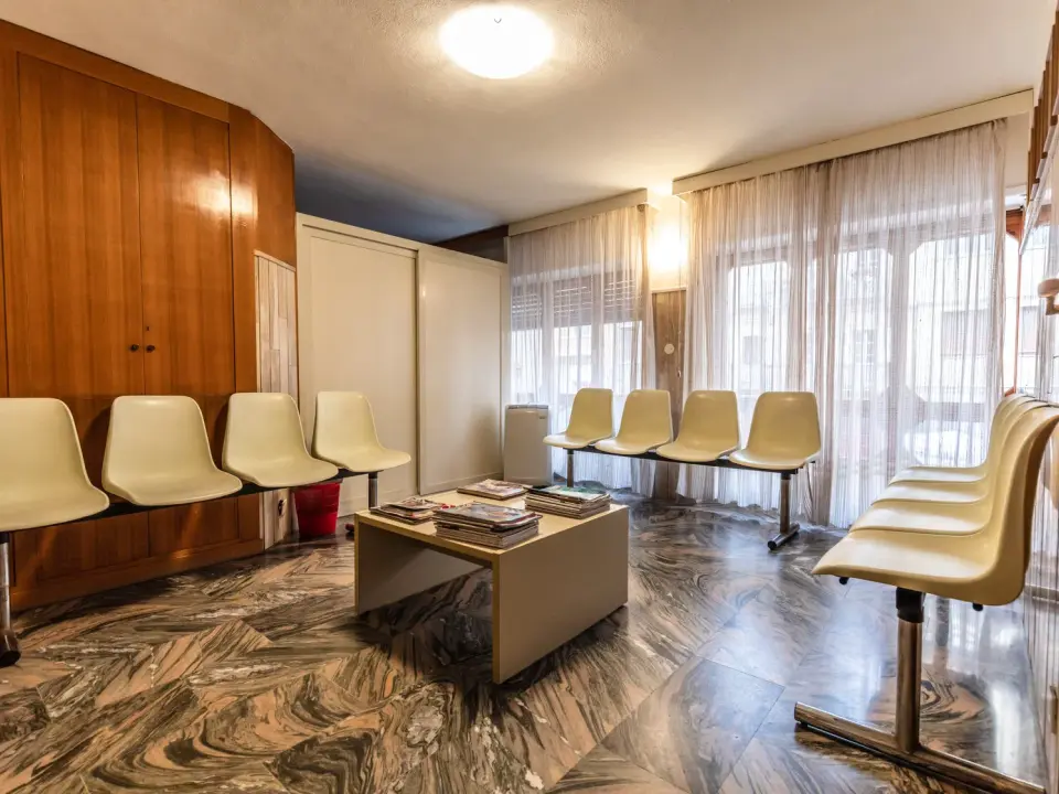 Sala d’attesa dello studio medico a Cagliari